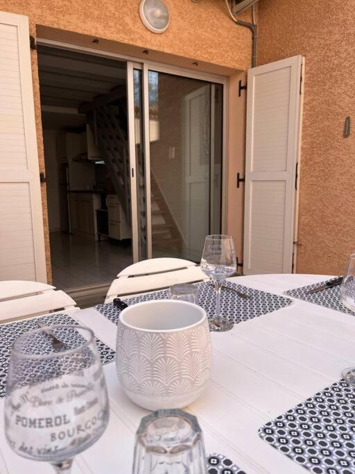 Charmant Pavillon Pour 5-6 Pers. Agde Exterior foto